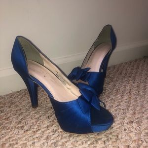 David’s Bridal Size 7 1/2 heels